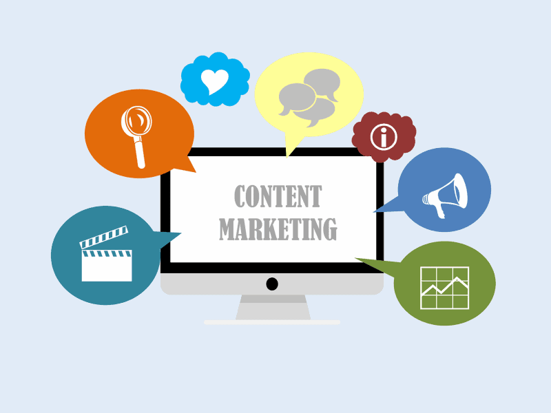 איור מסך מחשב ובו טקסט "Content Marketing" סביבו 7 אייקונים מתחום ה- SEO